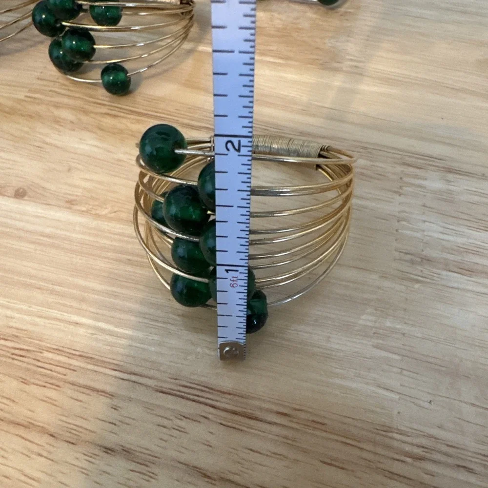 Set Up 8 Mid-Century Modern Style Gold Wire Emerald Green Beads‎ Napkin Ring